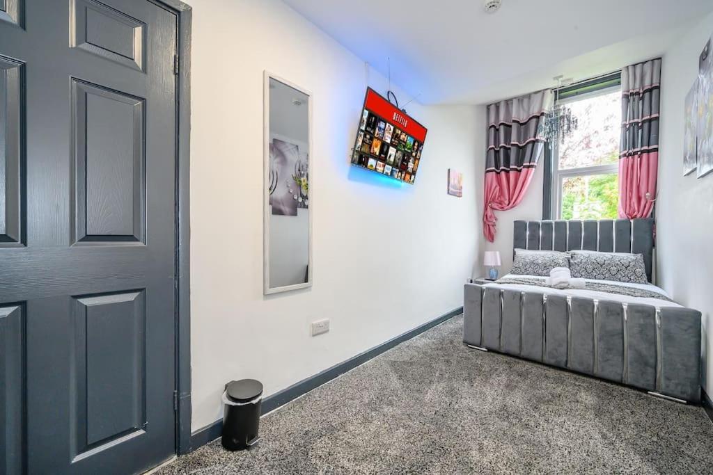 -F5Gh- For Relaxed & Cosy Stay, Free Parking, Wifi Leeds  Exterior photo